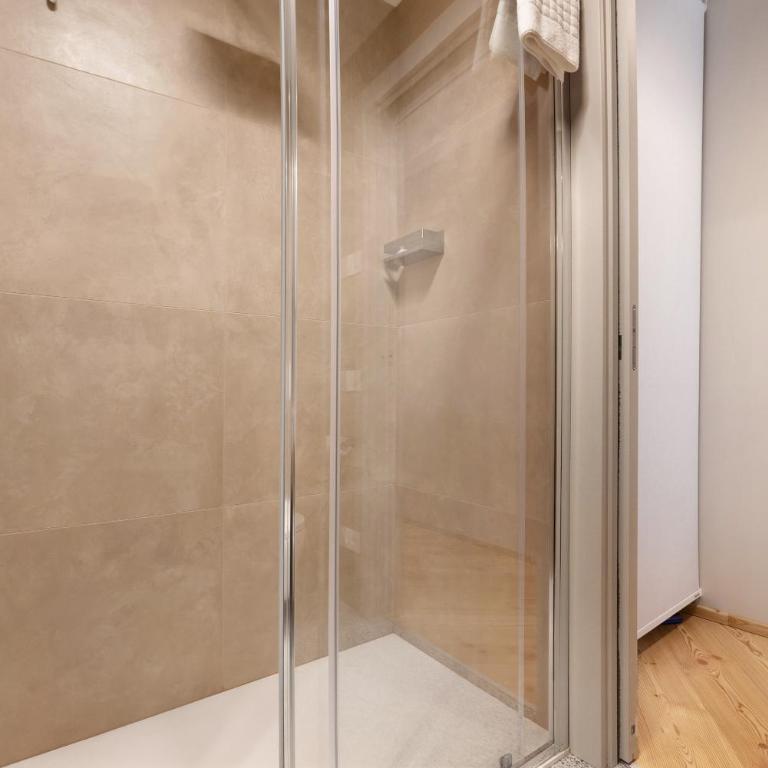 Palazzo Righi - Two-Bedroom Deluxe Apartment with Balcony - 17