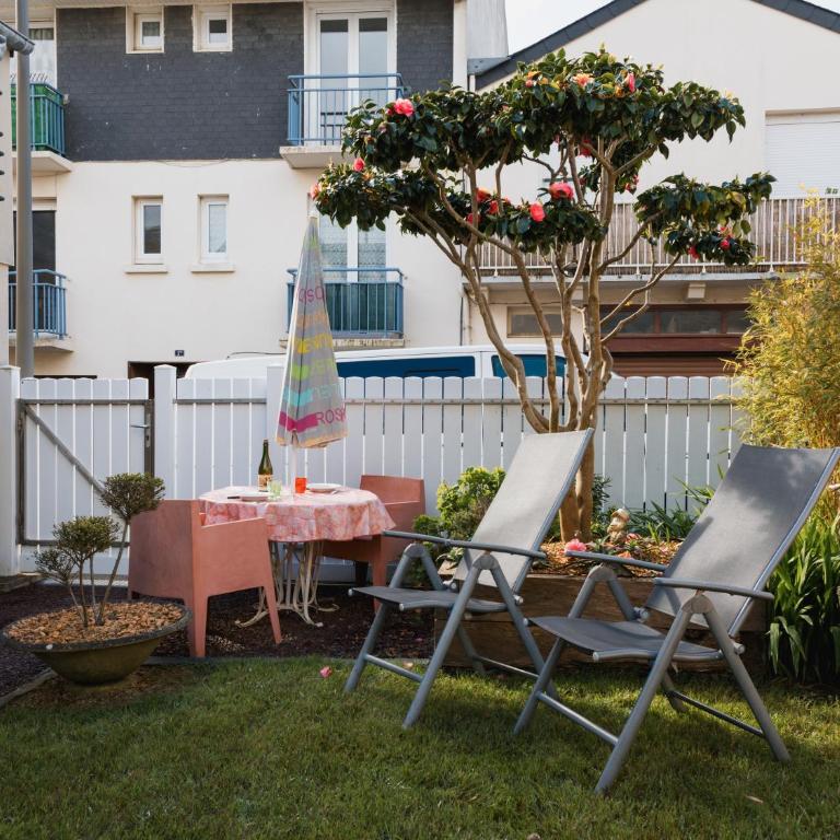 Les coccinelles appartement au port - One-Bedroom Apartment with Garden View - 2