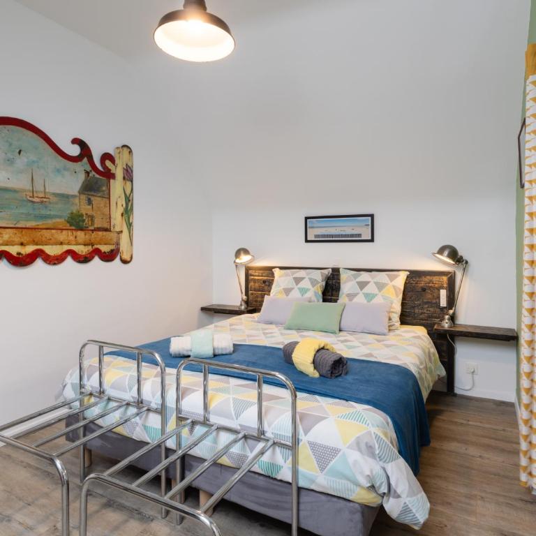 Les coccinelles appartement au port - One-Bedroom Apartment with Garden View - 10