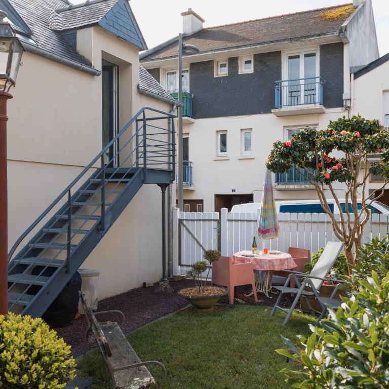 Les coccinelles appartement au port - One-Bedroom Apartment with Garden View - 19