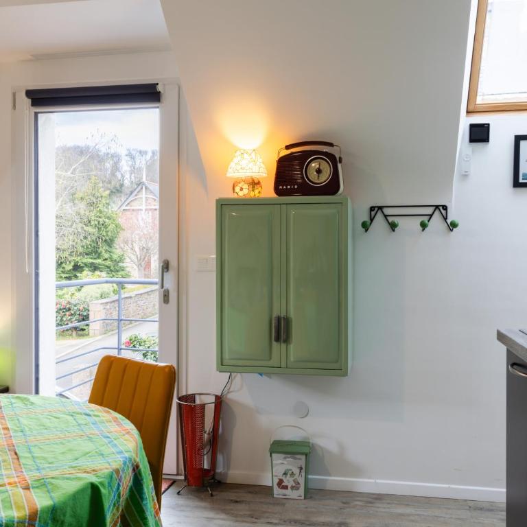 Les coccinelles appartement au port - One-Bedroom Apartment with Garden View - 8
