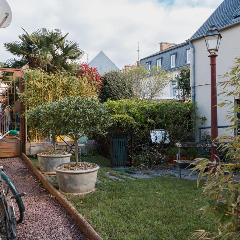 Les coccinelles appartement au port - One-Bedroom Apartment with Garden View - 18