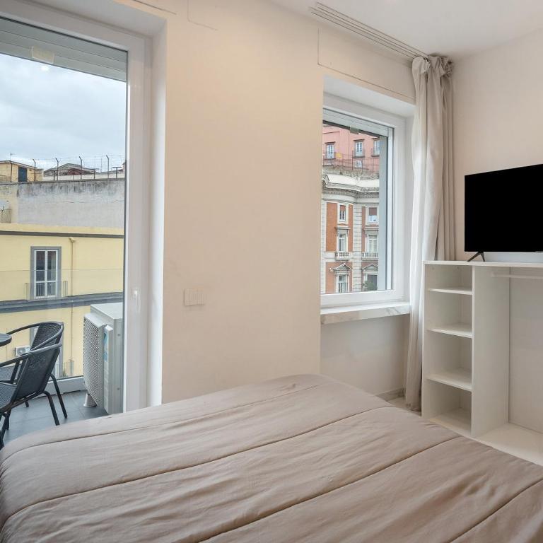 Luxury Apartments Napoli Lungomare - Appartamento Deluxe con 2 Camere da Letto e Balcone - 19