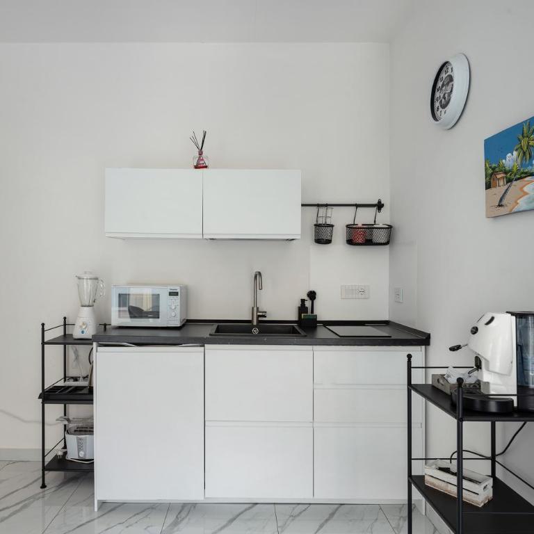 Luxury Apartments Napoli Lungomare - Appartamento Superior con 1 Camera da Letto e Balcone - 5