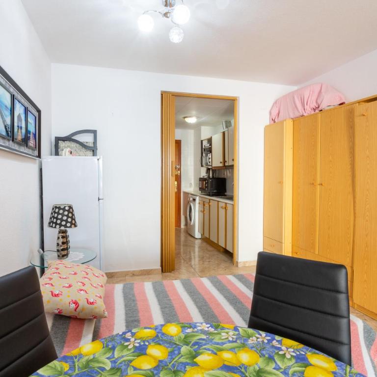 Mtsrat8 - One-Bedroom House - 8