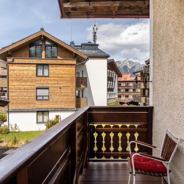 Chalet Sonneck - Seefeld - Standard Zimmer mit Queensize-Bett - 1