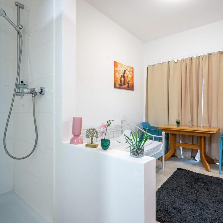 Aldars Urban Trio Suite Nr. 9 - Apartment mit Terrasse - 14