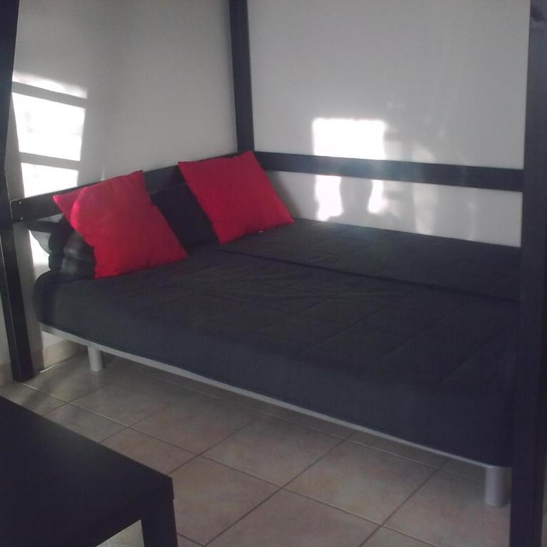 Studio climatisé proche parking gratuit, commerces et plages - Studio avec Terrasse - 6