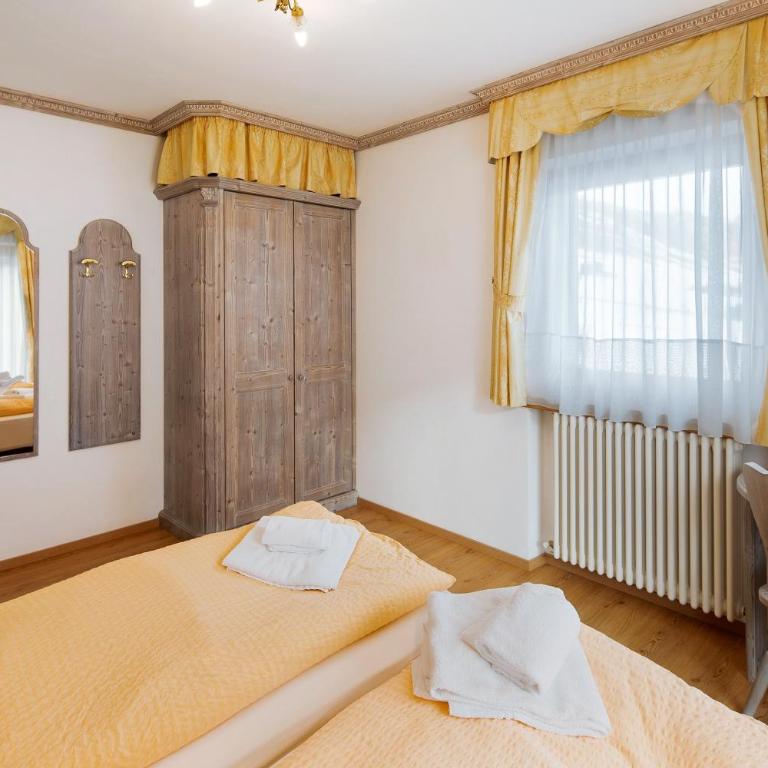Casa Li Roina n 43 - Two-Bedroom Deluxe Apartment with Balcony - 11