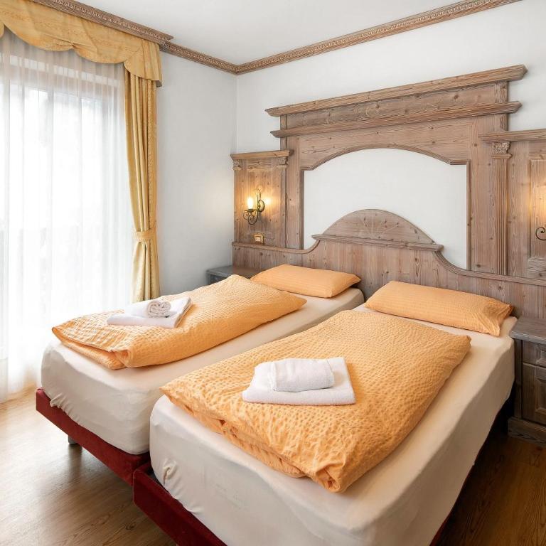 Casa Li Roina n 43 - Two-Bedroom Deluxe Apartment with Balcony - 8