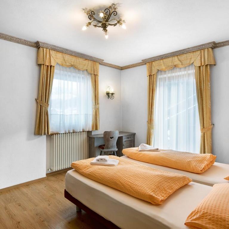 Casa Li Roina n 43 - Two-Bedroom Deluxe Apartment with Balcony - 9