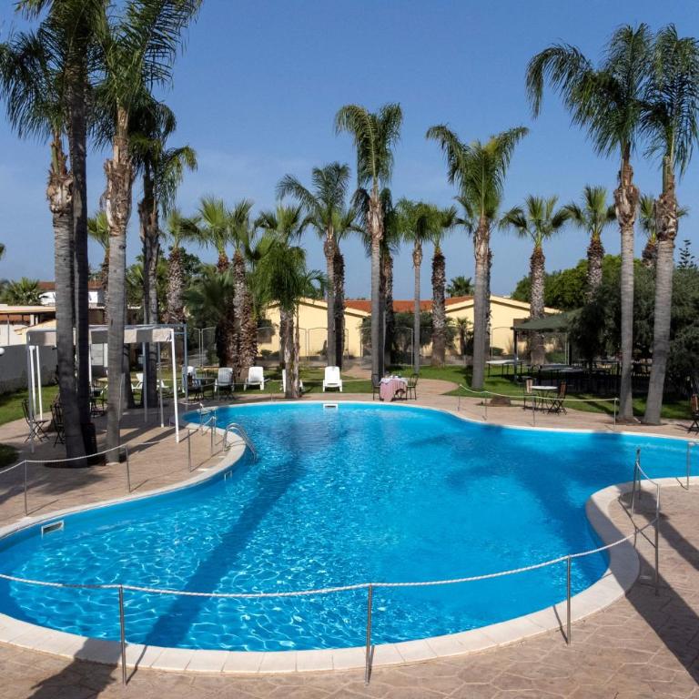 Oasi lamia - 4 - Two-Bedroom Deluxe Apartment with Garden View - 24