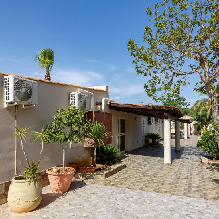 Oasi lamia - 4 - Two-Bedroom Deluxe Apartment with Garden View - 18