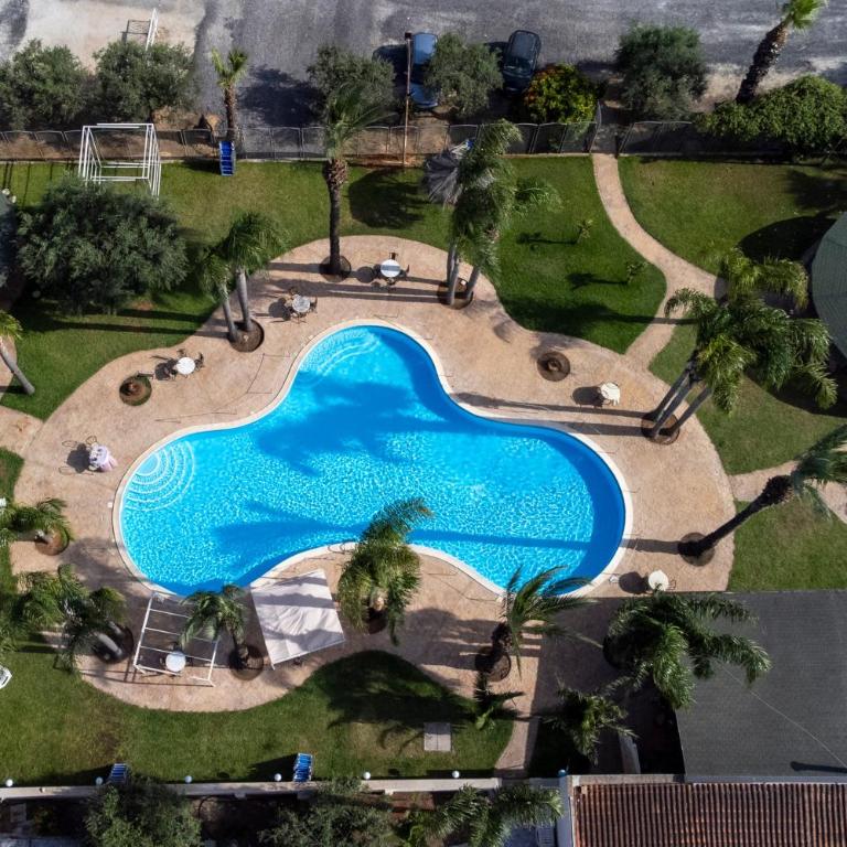 Oasi lamia - 4 - Two-Bedroom Deluxe Apartment with Garden View - 1