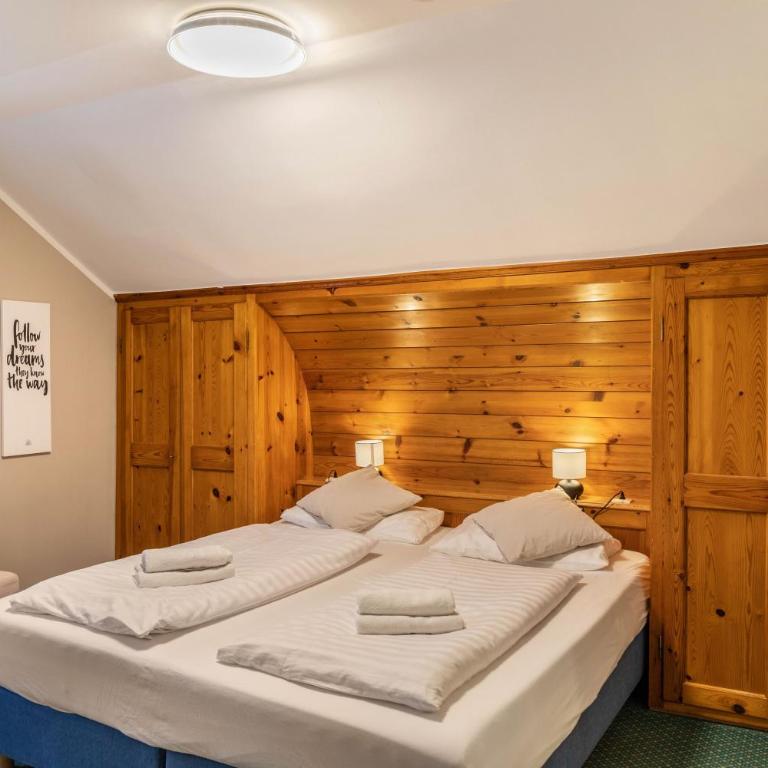 Chalet Sonneck - Seefeld - Standard Zimmer mit Queensize-Bett - 5