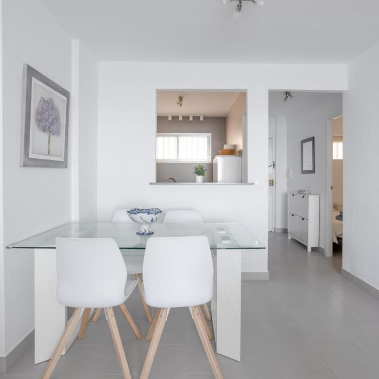 Ramos 10 with garage in Almuñecar - Apartamento Deluxe de 2 dormitorios con vistas al mar - 8