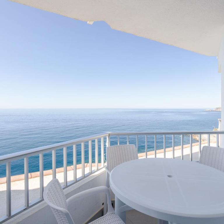 Ramos 10 with garage in Almuñecar - Apartamento Deluxe de 2 dormitorios con vistas al mar - 3