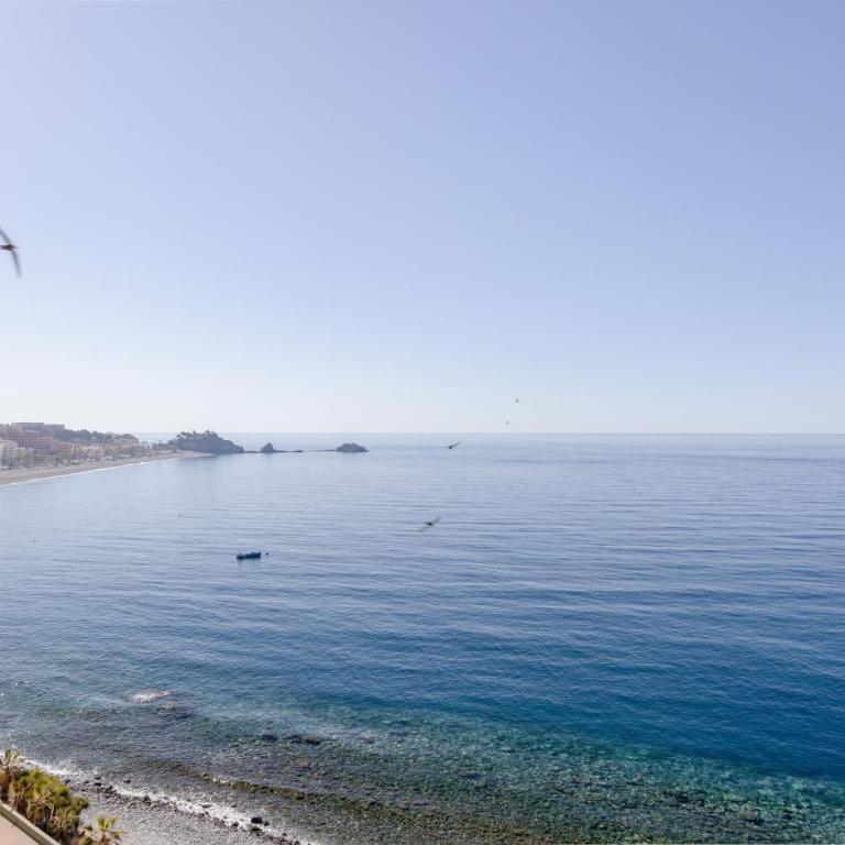 Ramos 10 with garage in Almuñecar - Apartamento Deluxe de 2 dormitorios con vistas al mar - 21