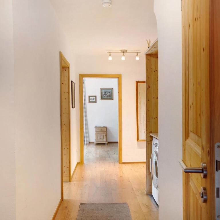 Ferienwohnung Zugspitzblick - Deluxe-Apartment mit 2 Schlafzimmern und Gartenblick - 22
