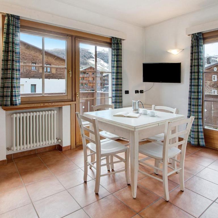 Baita Valandrea 1 - Appartamento Deluxe con 2 Camere da Letto e Vista Giardino - 2