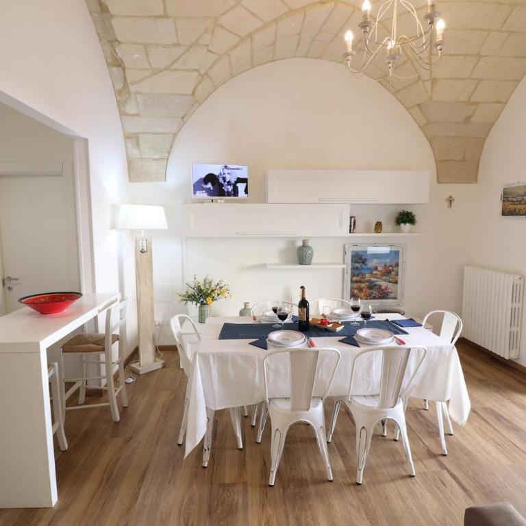 Casa Vacanza Glenda Otranto - Appartamento Deluxe con 2 Camere da Letto e Balcone - 1