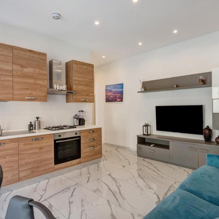 Luxury Apartments Napoli Lungomare - Appartamento Deluxe con 2 Camere da Letto e Balcone - 21