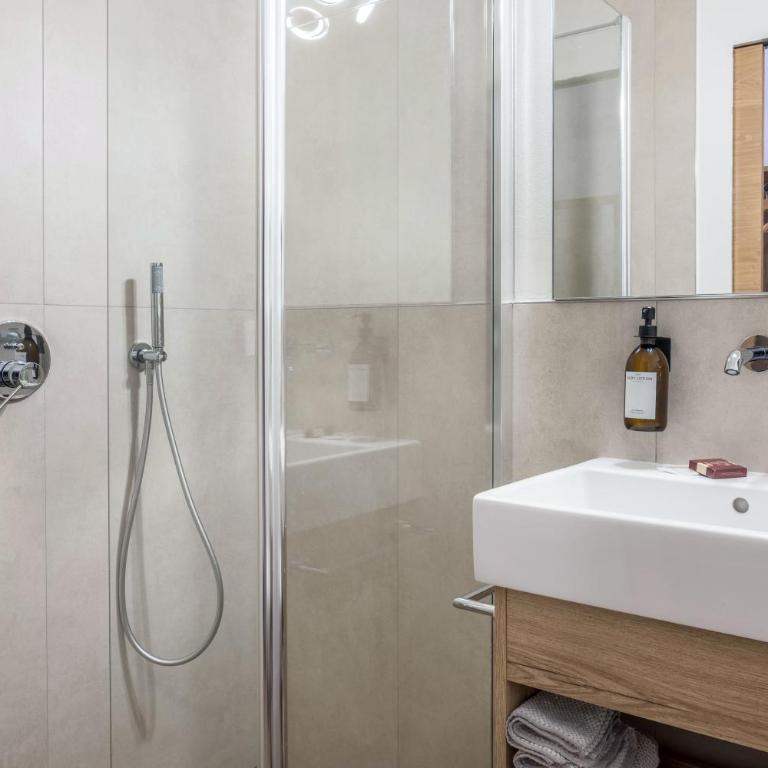 Apartment Isabel - Appartamento Superior con 1 Camera da Letto e Balcone - 12