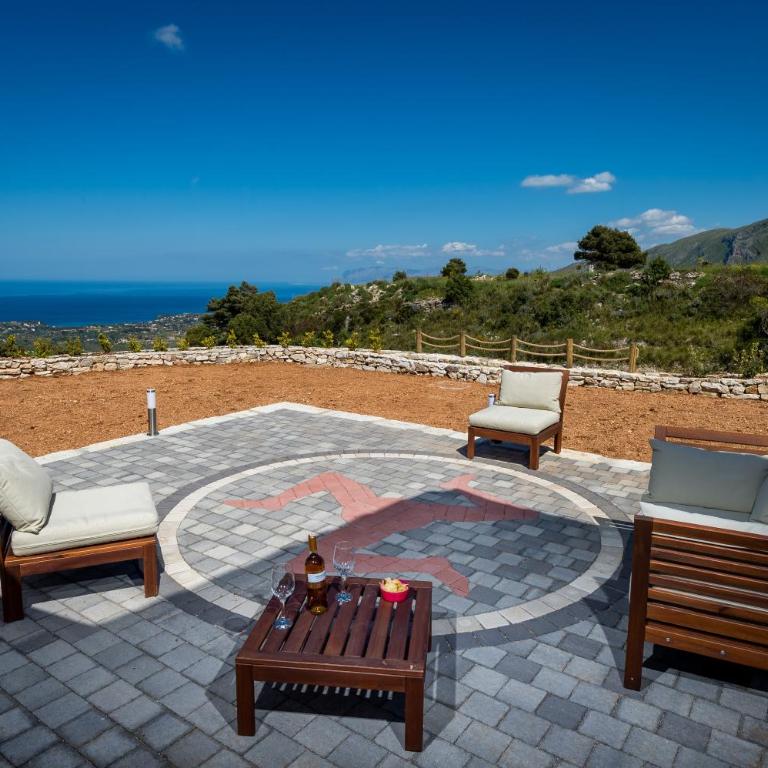 Villa Stone Walls with Jacuzzi - Villa con Vista Mare - 17