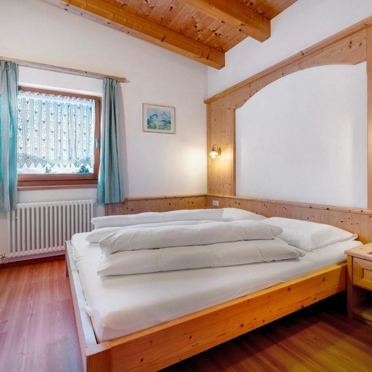 Apartments Antersi Robbi - Appartamento Deluxe con 2 Camere da Letto e Vista Giardino - 15