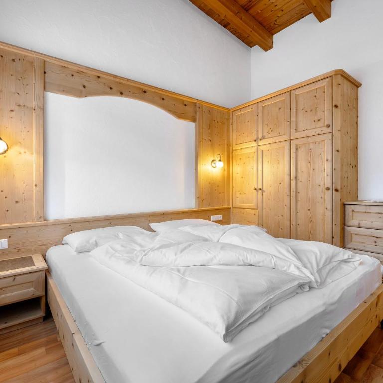 Apartments Antersi Robbi - Appartamento Deluxe con 2 Camere da Letto e Vista Giardino - 14