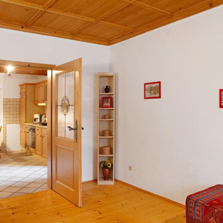 Zum Schnitzer Franzl - Superior Apartment with City View - 10