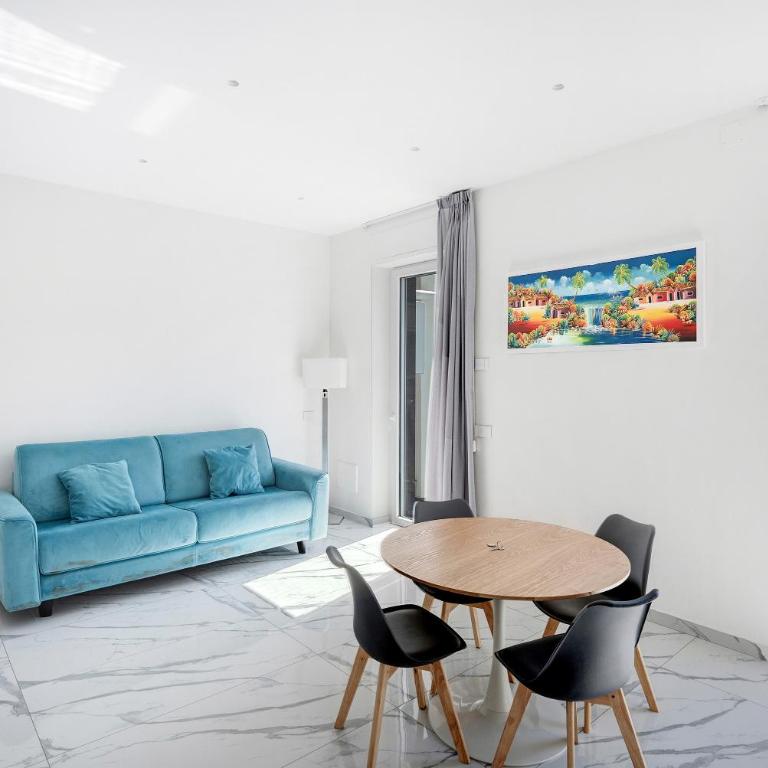 Luxury Apartments Napoli Lungomare - Appartamento Superior con 1 Camera da Letto e Balcone - 9