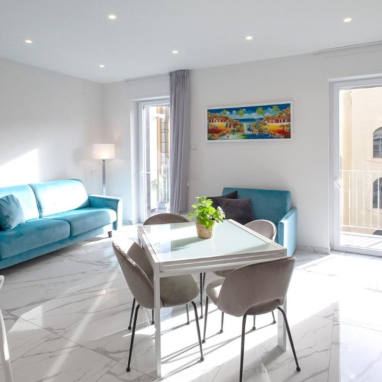 Luxury Apartments Napoli Lungomare - Appartamento Superior con 1 Camera da Letto e Balcone - 1