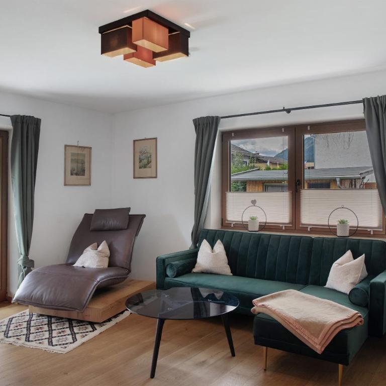 Ferienwohnung Pfingstrose - Two-Bedroom Deluxe Apartment with Garden View - 4