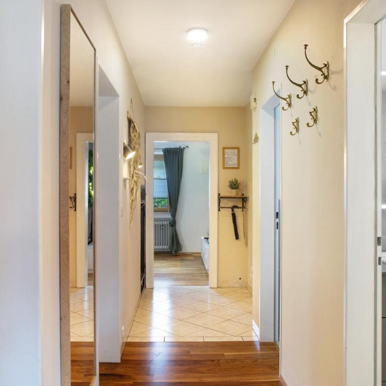Ferienwohnung Pfingstrose - Two-Bedroom Deluxe Apartment with Garden View - 19