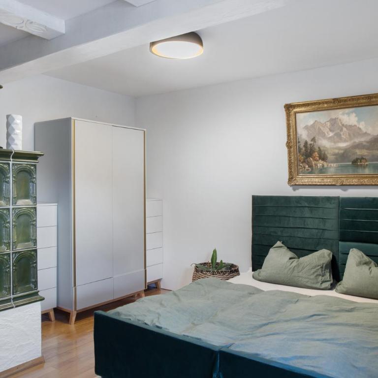 Ferienwohnung Pfingstrose - Two-Bedroom Deluxe Apartment with Garden View - 14