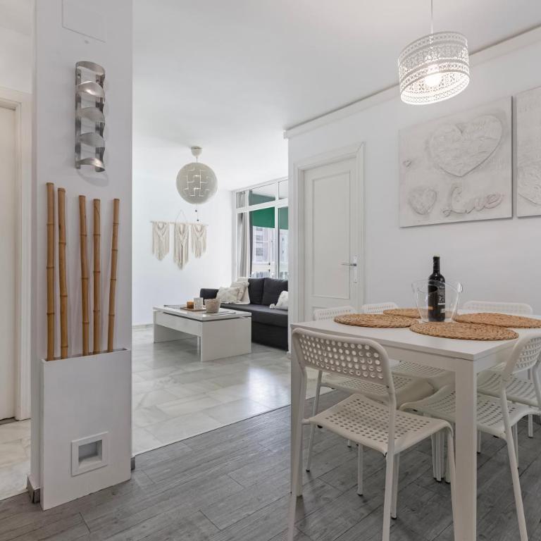 El Rosario la Carihuela - Apartamento Deluxe de 2 dormitorios con vistas al jardín - 5
