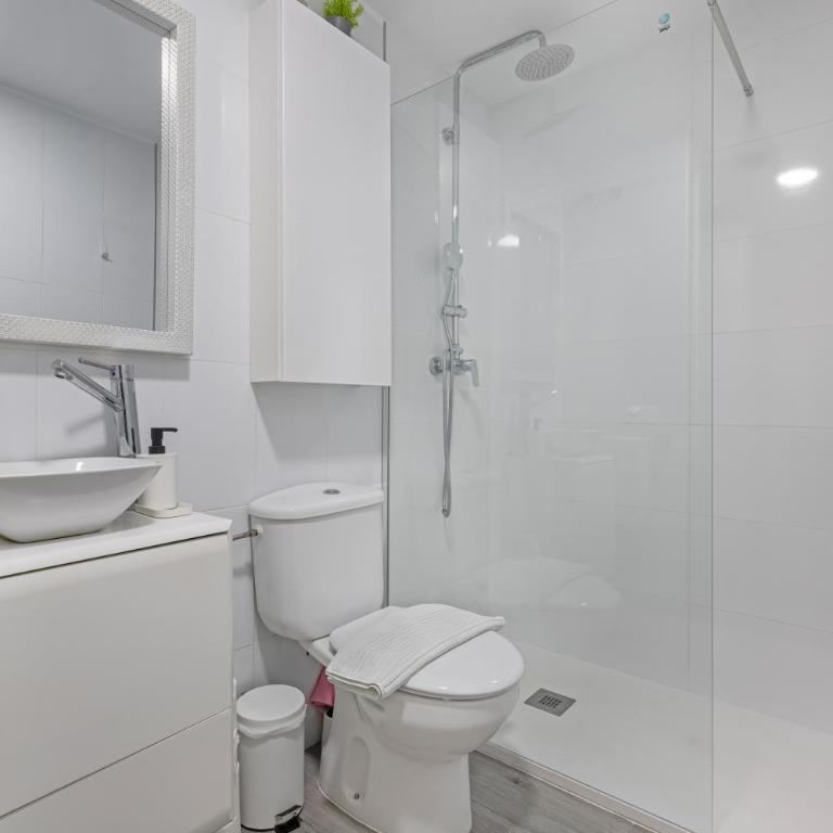 El Rosario la Carihuela - Apartamento Deluxe de 2 dormitorios con vistas al jardín - 15