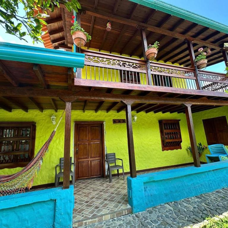 Melongos Jardín - Two-Bedroom House - 1