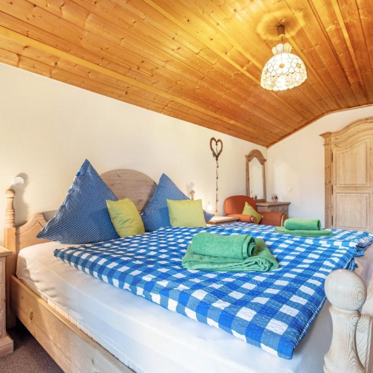 Gästehaus Erd - Fewo Reuterwanne - Superior Apartment mit 1 Schlafzimmer und Balkon - 13