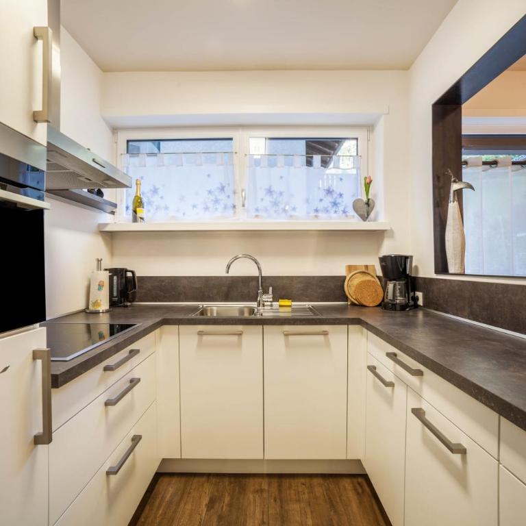 Holzer's Apartment - Apartamento Superior con sauna - 9
