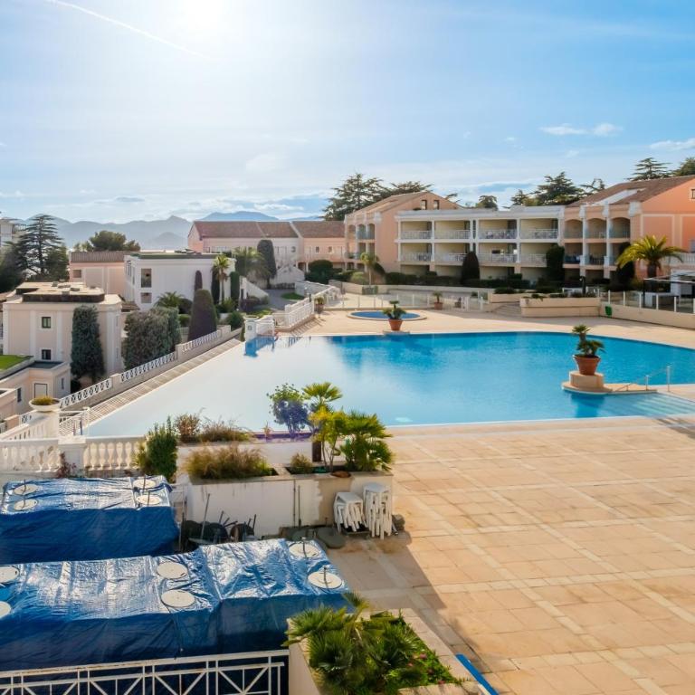 Sur la mer - Appartement 1 Chambre Supérieur avec Balcon - 20