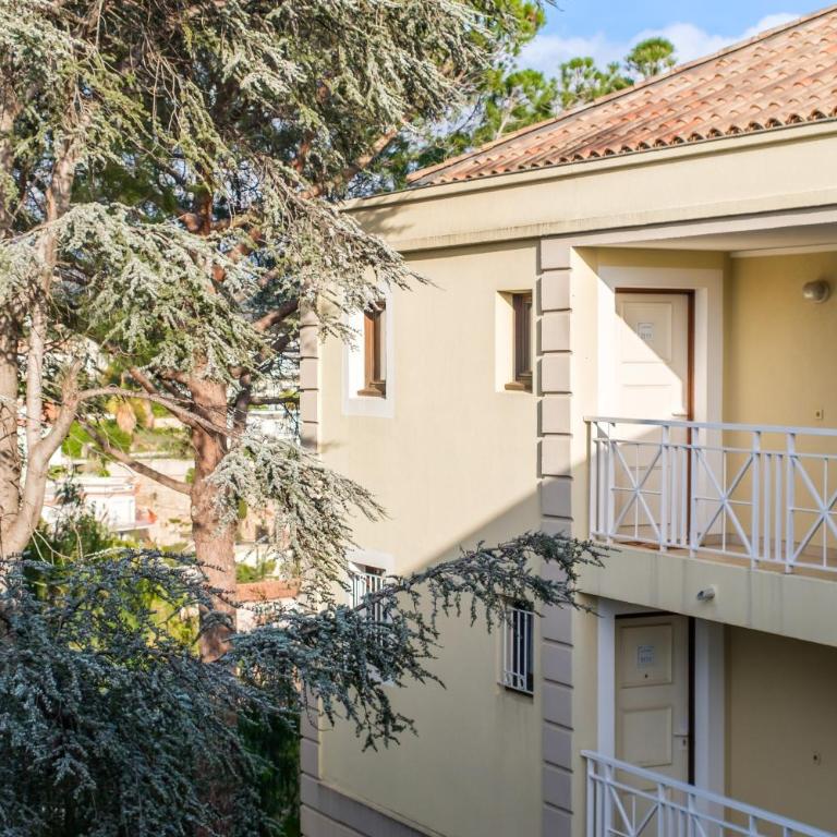 Sur la mer - Appartement 1 Chambre Supérieur avec Balcon - 17