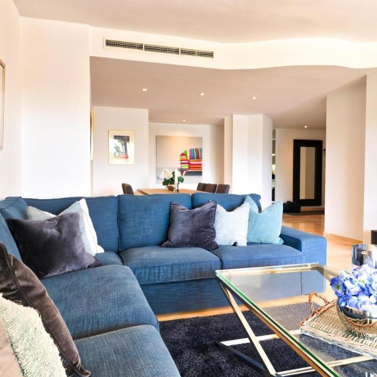 Fabulous apartment in Elviria Hills - Three-Bedroom Apartment with Water View - 5