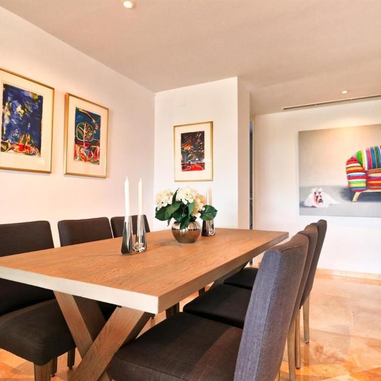 Fabulous apartment in Elviria Hills - Three-Bedroom Apartment with Water View - 14