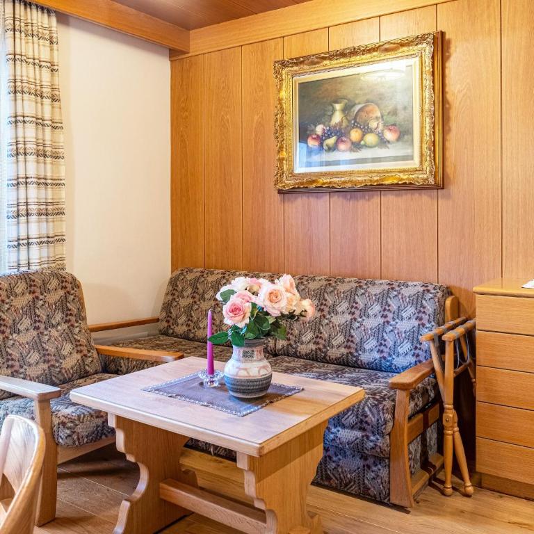 Cesa Soramurat Appartamento 5 6 - Appartamento Deluxe con 2 Camere da Letto e Vista Giardino - 4