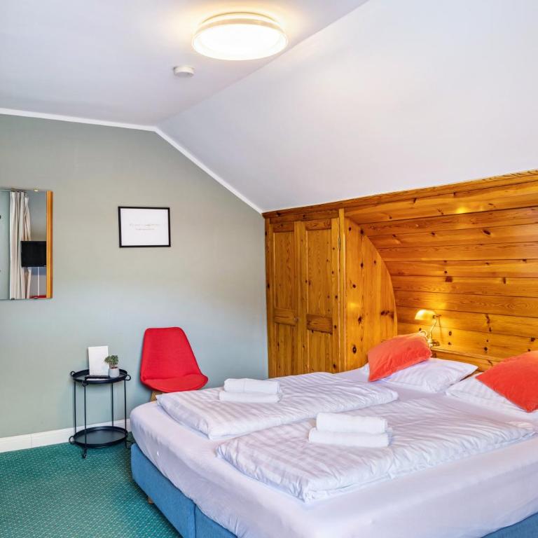 Chalet Sonneck - Seefeld - Standard Zimmer mit Queensize-Bett - 2