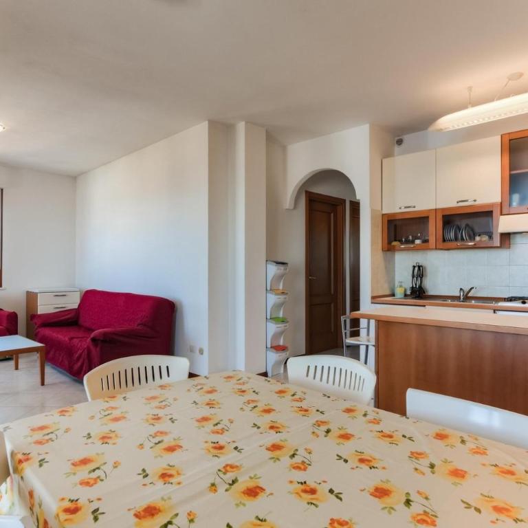 Royal - Two-Bedroom Deluxe Apartment with Ocean View - 6