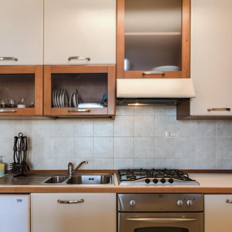 Royal - Two-Bedroom Deluxe Apartment with Ocean View - 8