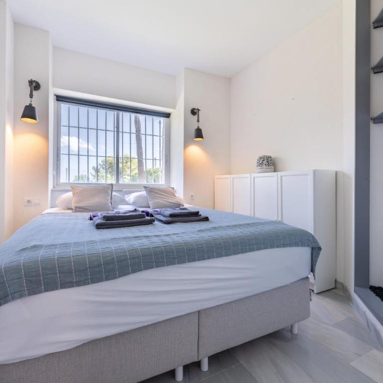 Casa Feliz - Two-Bedroom Deluxe Apartment with Garden View - 18